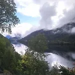 Near Skogseidvatnet