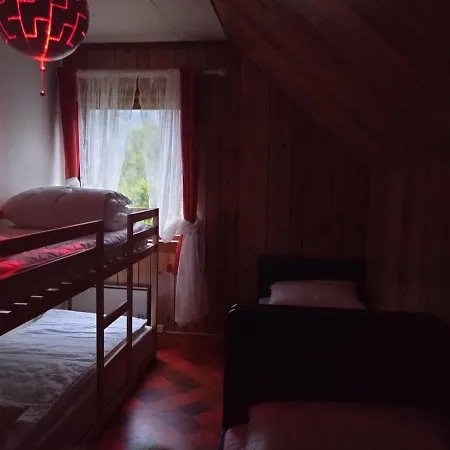 Tatil Evi Nostalgisk Naer Skogseidvatnet