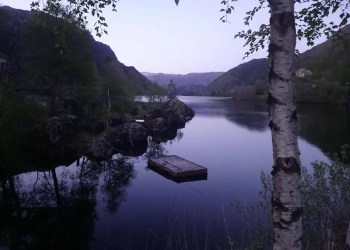 Near Skogseidvatnet Hébergement de vacances *